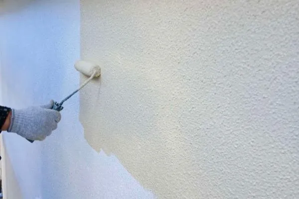 外壁塗装の施工写真1